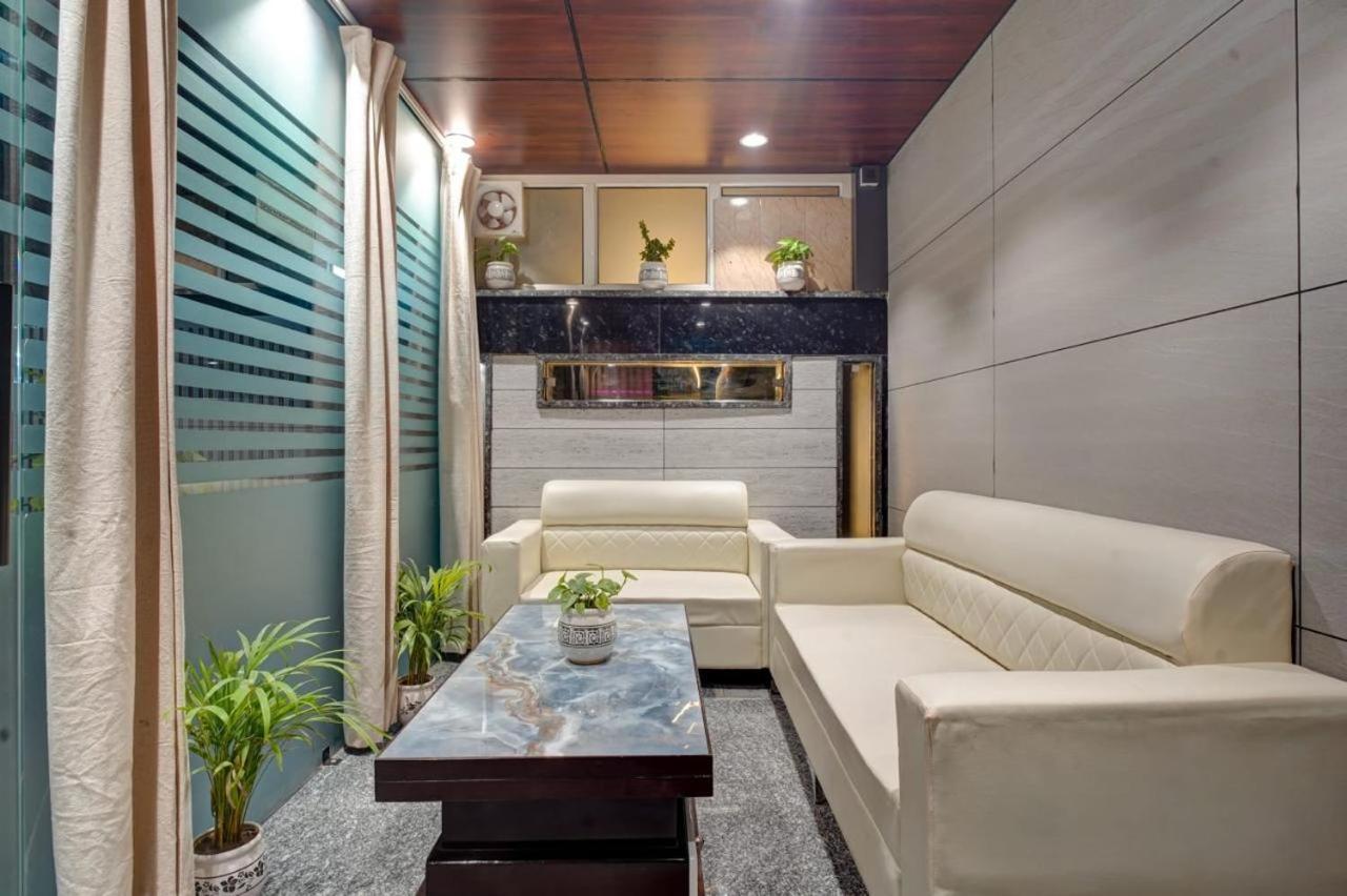 Hotel Elite Grand Near Kailash Hospital Noida Exterior foto
